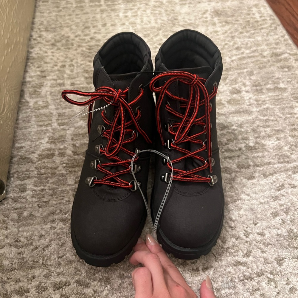 Cliffs by White Mountain Porter Lace Up Boots - Picture 2 of 5